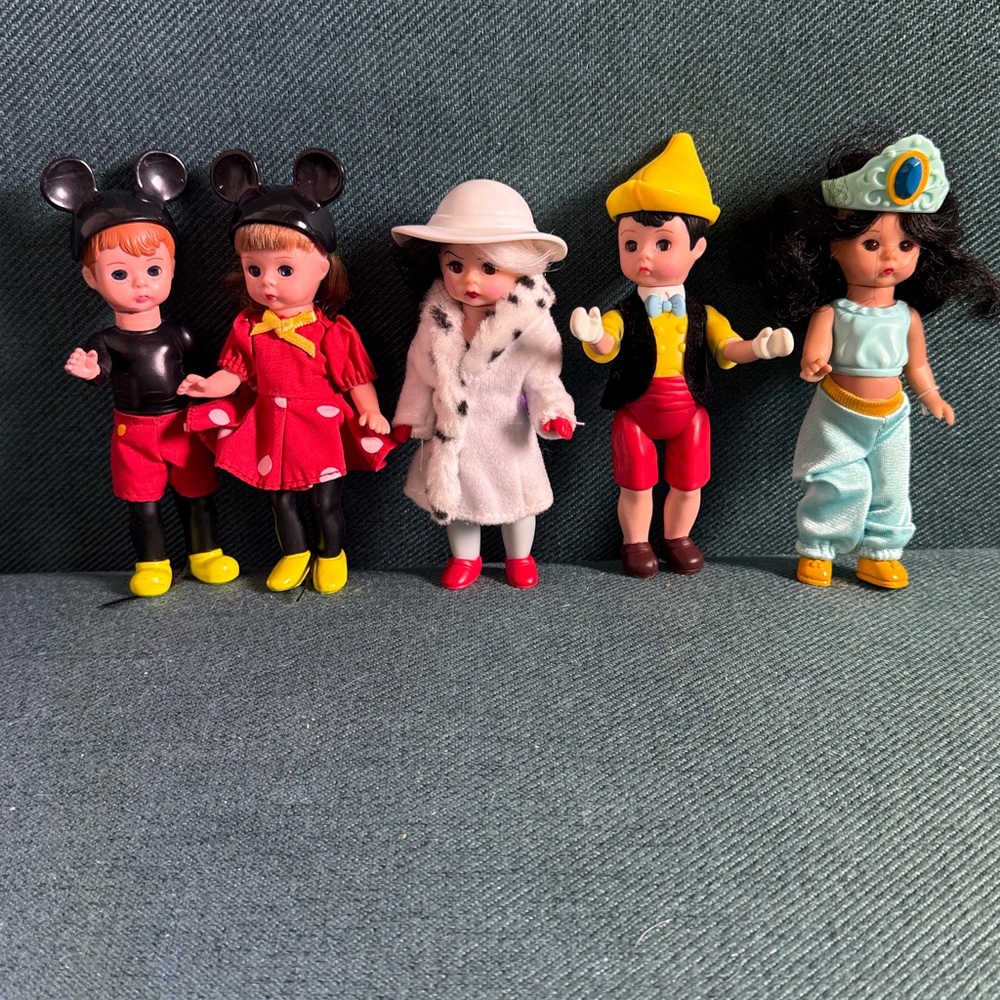 Set of 5 Disney Madame Alexander Mini Dolls